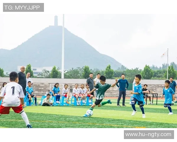 探索aea足球的魅力与发展潜力，助力青少年足球梦想的实现与成长